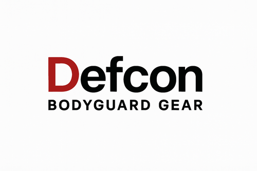 Scritta: Defcon Bodyguard Gear. La scritta in nero, con la prima lettera rossa